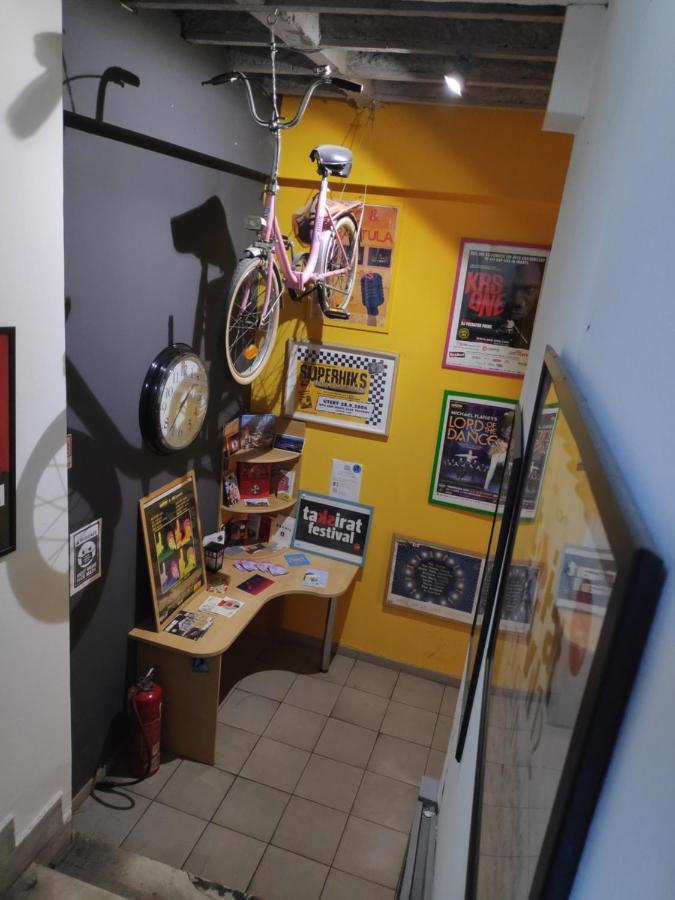 Hostel Log Inn Skopje Extérieur photo